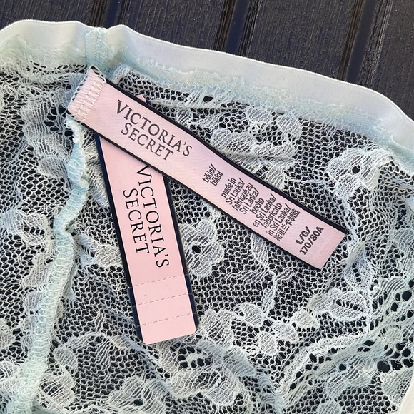 Victoria’s Secret - Luxe Velvet String Bikini - Large - Picture 5 of 13